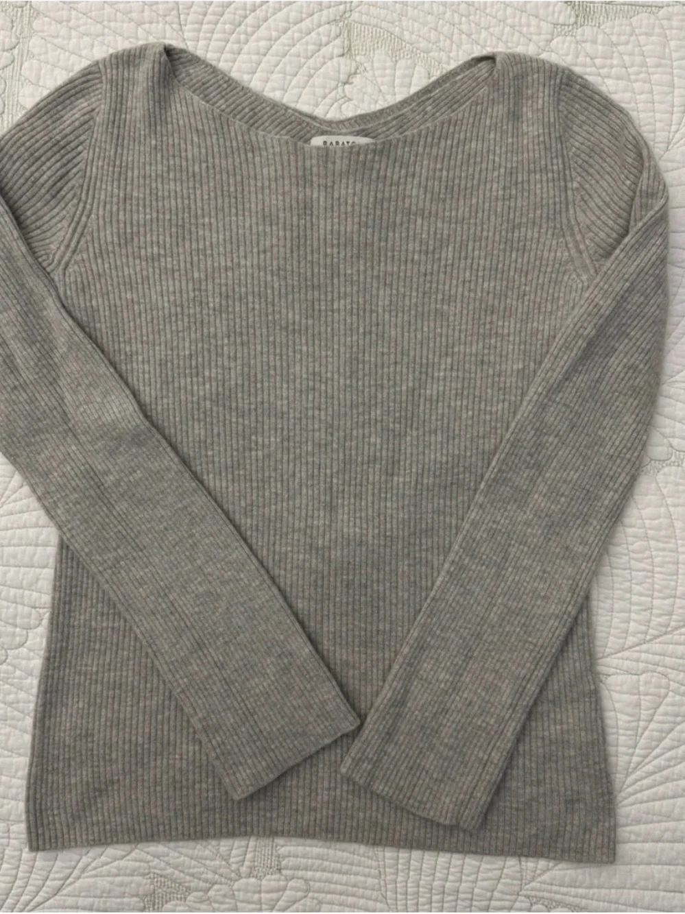 Babaton Aritzia Kitano Gray Ribbed Wool Blend Cross Back Sweater Size XS